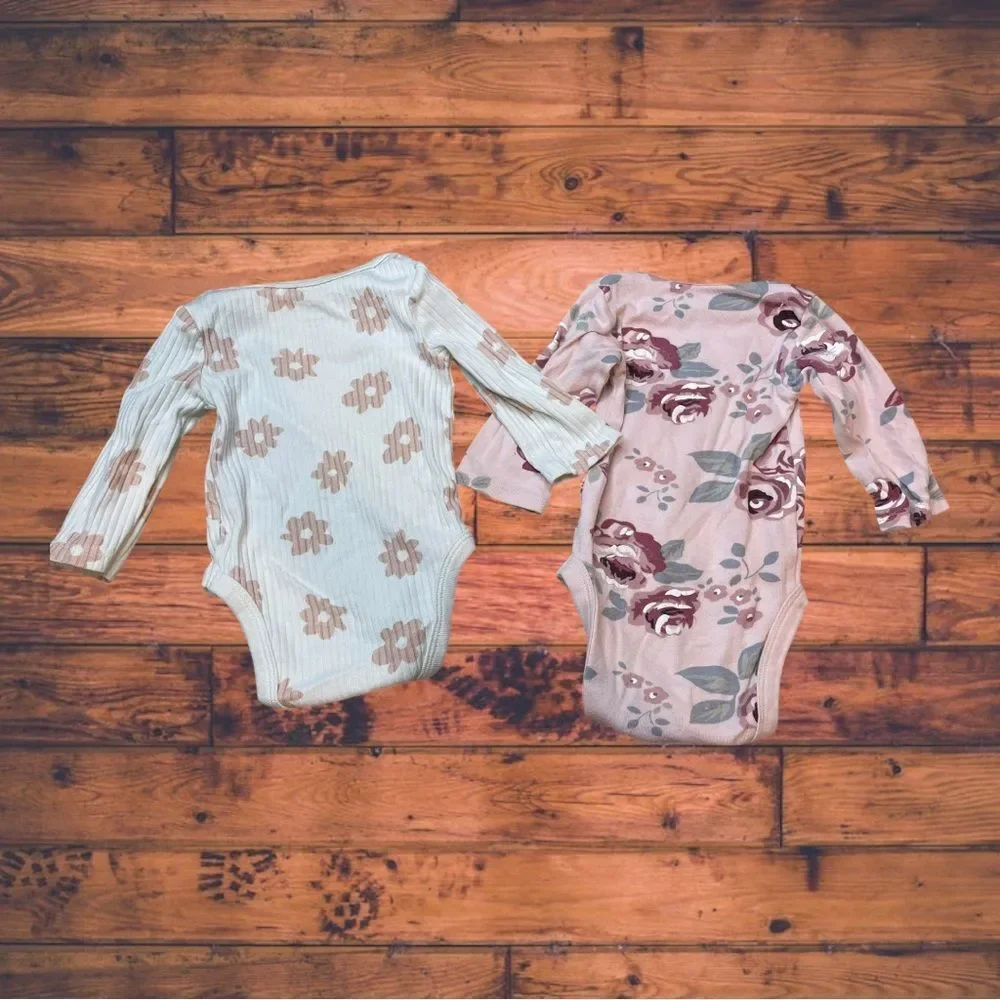 5 for $25🔥Set of 2‎ Long Sleeve Bodysuits Baby Girl Size 0-3 Months
